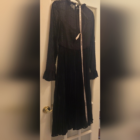 Ieena for Mac Duggal Black Embroidered Long Sleeve Ruffle Dress - Picture 9 of 10